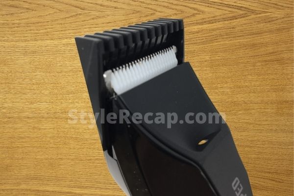 How to attach the Lawn Mower 4 combs